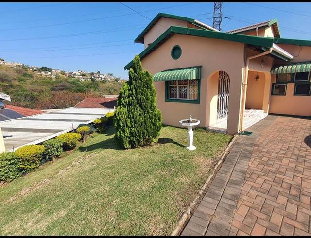 5 BEDROOM HOUSE FOR SALE IN CENTENARY PARK
